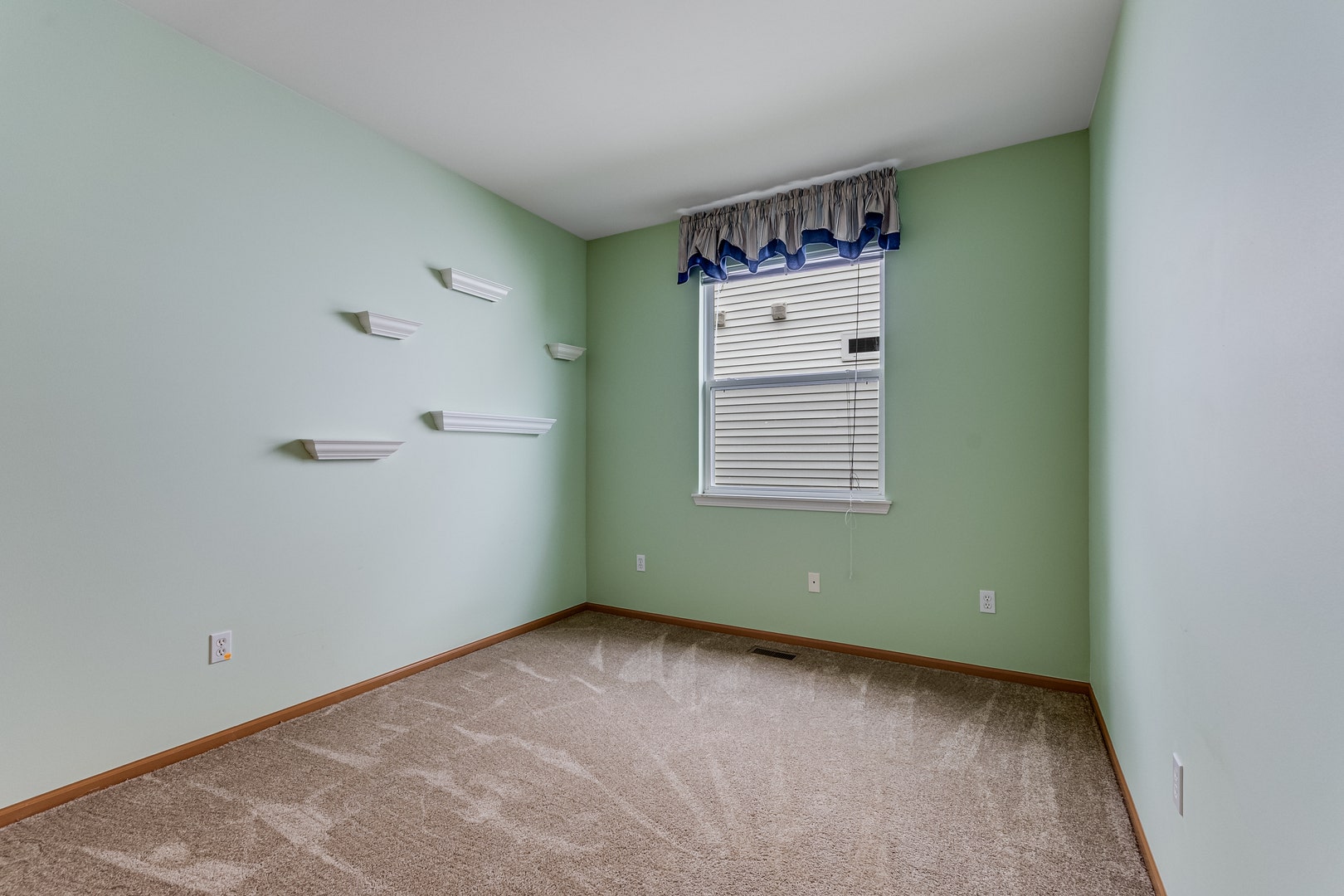 676 S Wellston Lane, Romeoville, IL 60446 676 S Wellston Lane, Romeoville, IL 60446