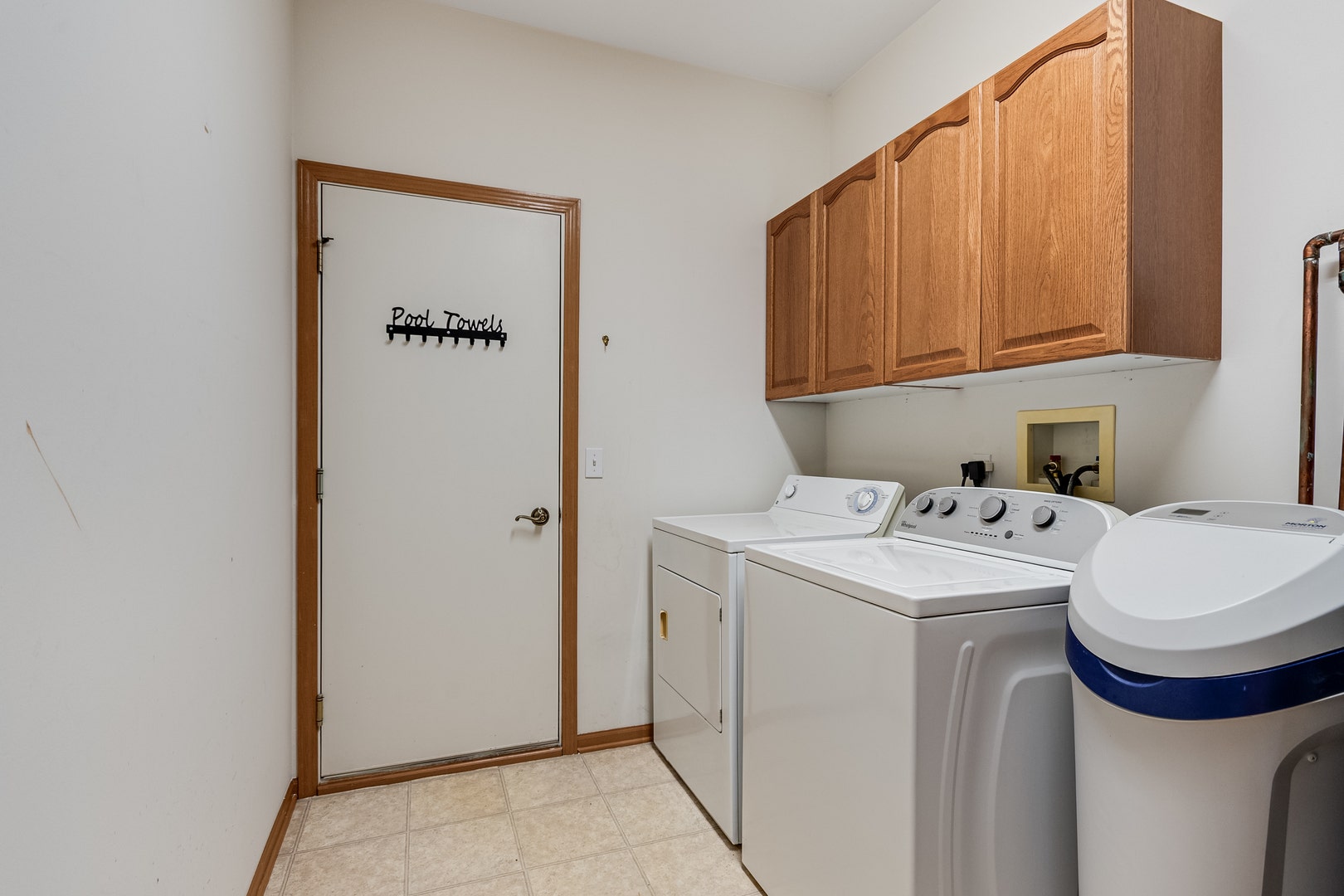 676 S Wellston Lane, Romeoville, IL 60446 676 S Wellston Lane, Romeoville, IL 60446