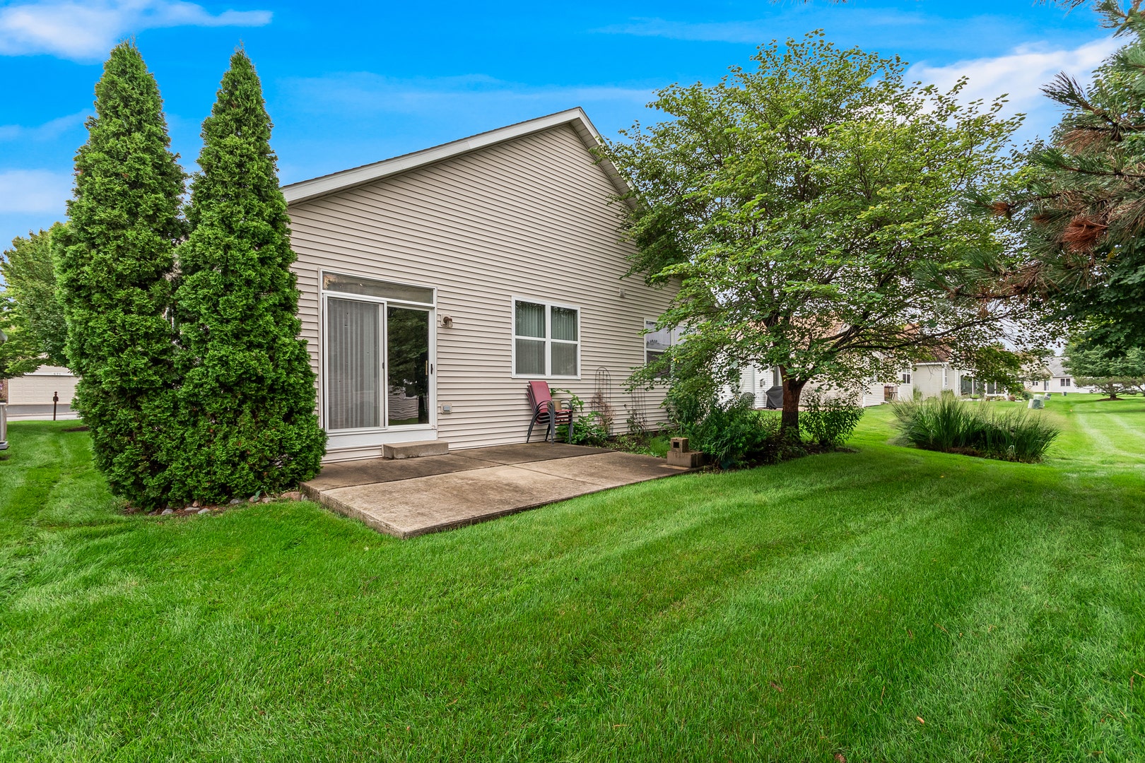 676 S Wellston Lane, Romeoville, IL 60446 676 S Wellston Lane, Romeoville, IL 60446