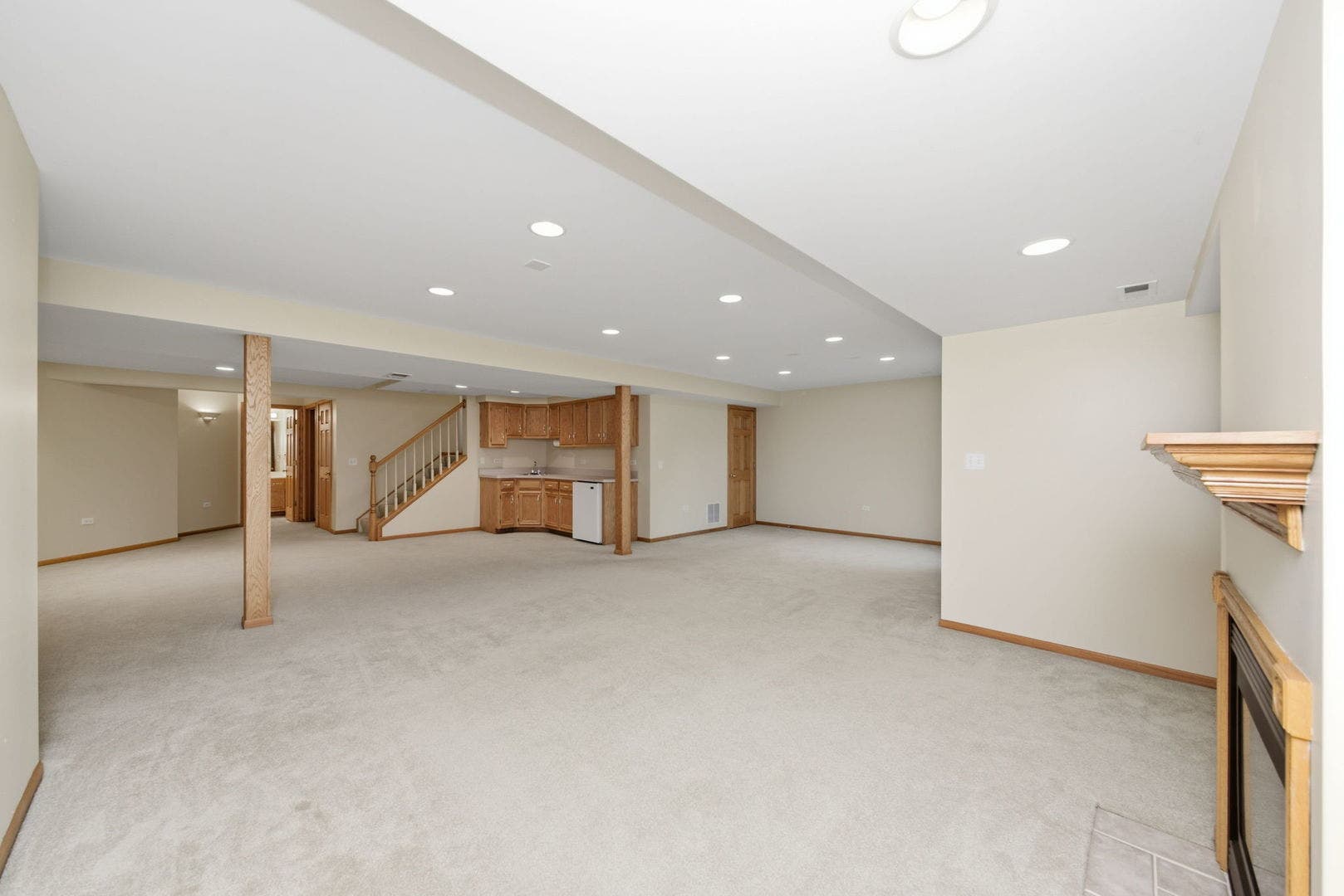 2218 Tamarack Drive, Downers Grove, IL 60515
