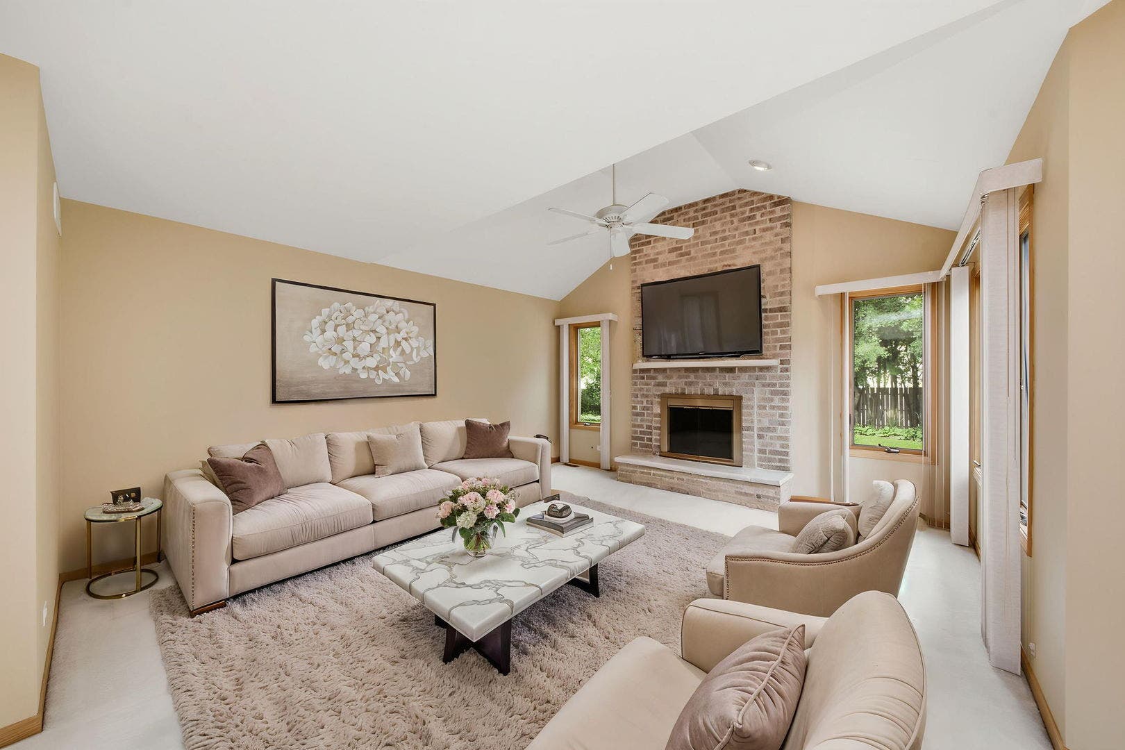 2218 Tamarack Drive, Downers Grove, IL 60515
