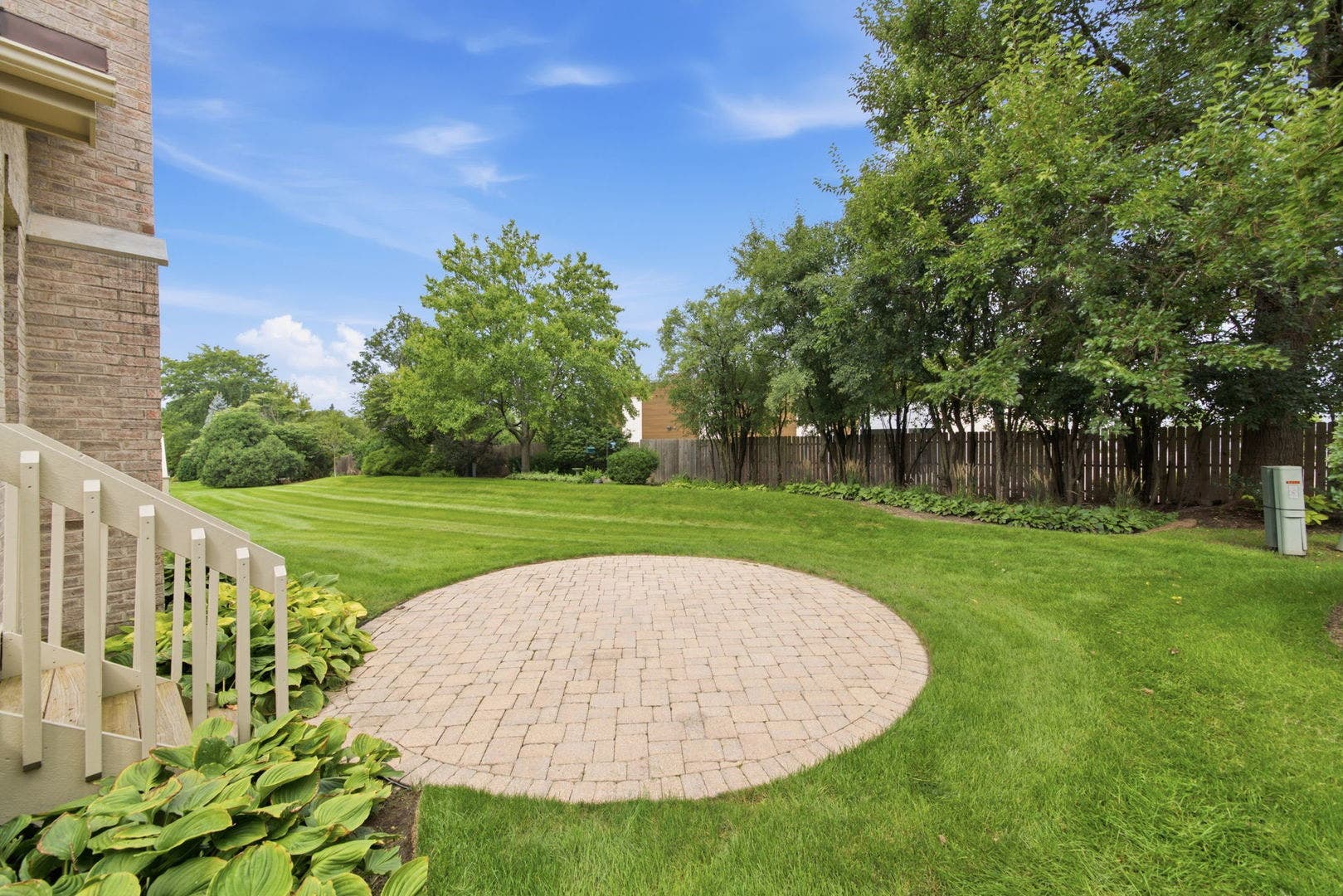 2218 Tamarack Drive, Downers Grove, IL 60515