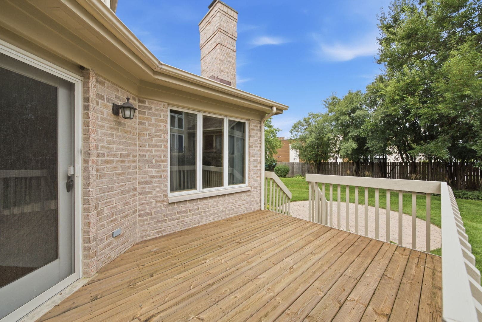 2218 Tamarack Drive, Downers Grove, IL 60515