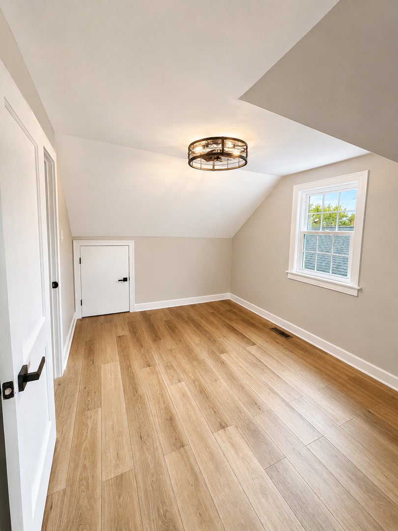 4216 Elm Street, Downers Grove, IL 60515 4216 Elm Street, Downers Grove, IL 60515