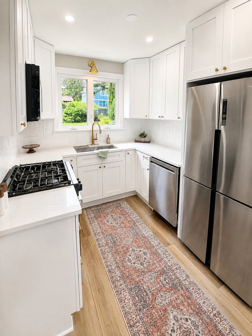 4216 Elm Street, Downers Grove, IL 60515 4216 Elm Street, Downers Grove, IL 60515