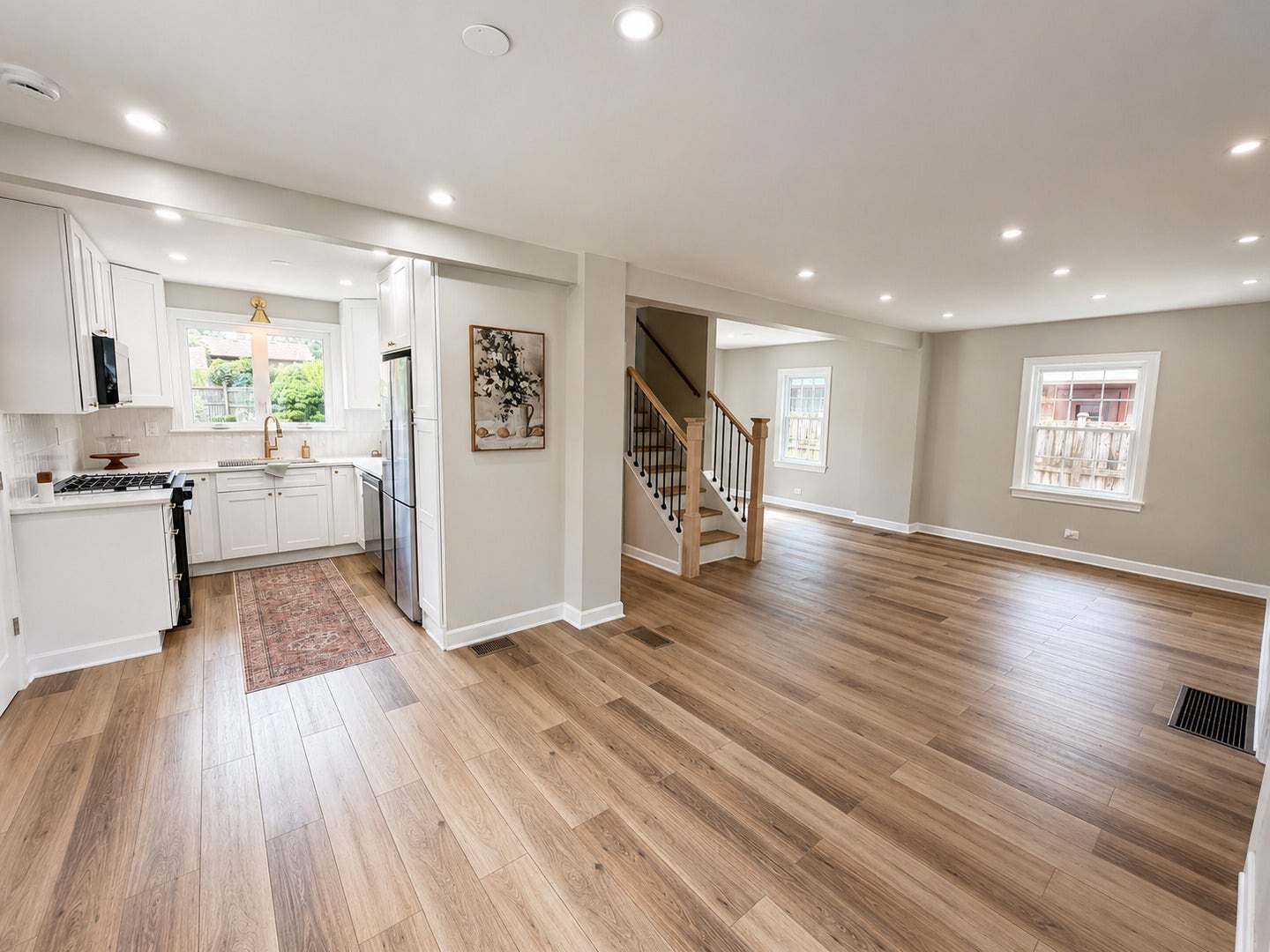 4216 Elm Street, Downers Grove, IL 60515 4216 Elm Street, Downers Grove, IL 60515