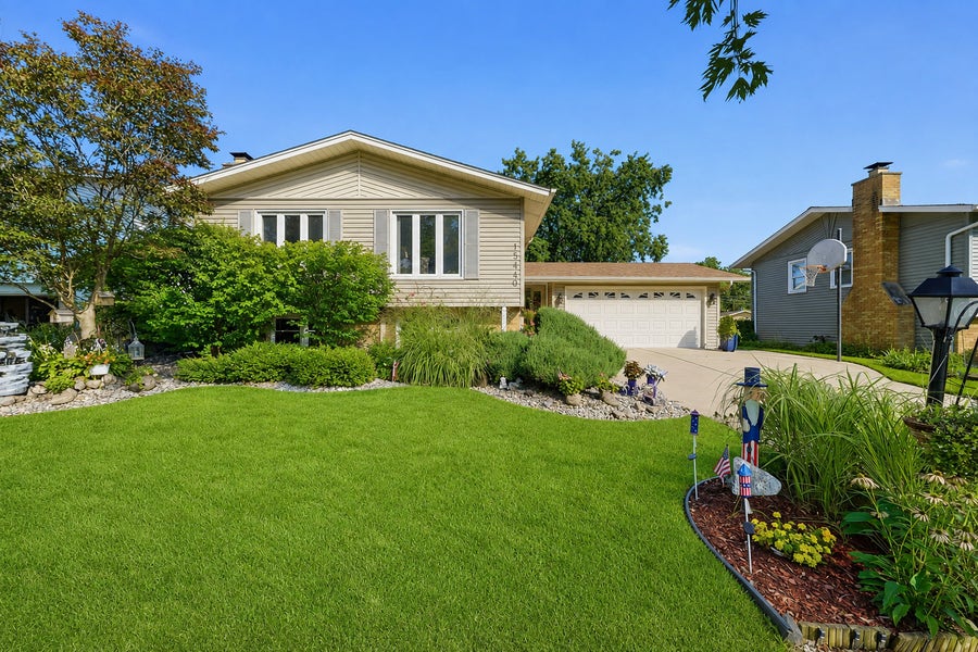 Property photo for 15440 Alameda Avenue, Oak Forest, IL