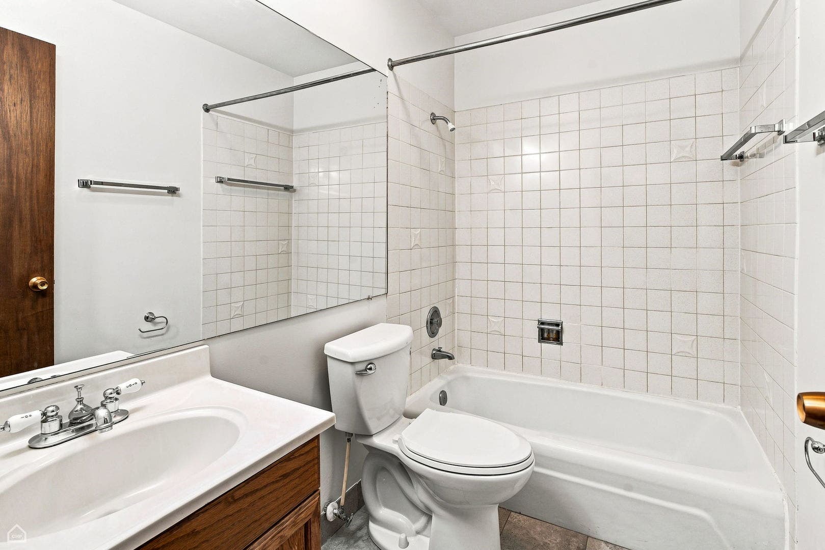 543 Burlington Avenue, #202, Downers Grove, IL 60515