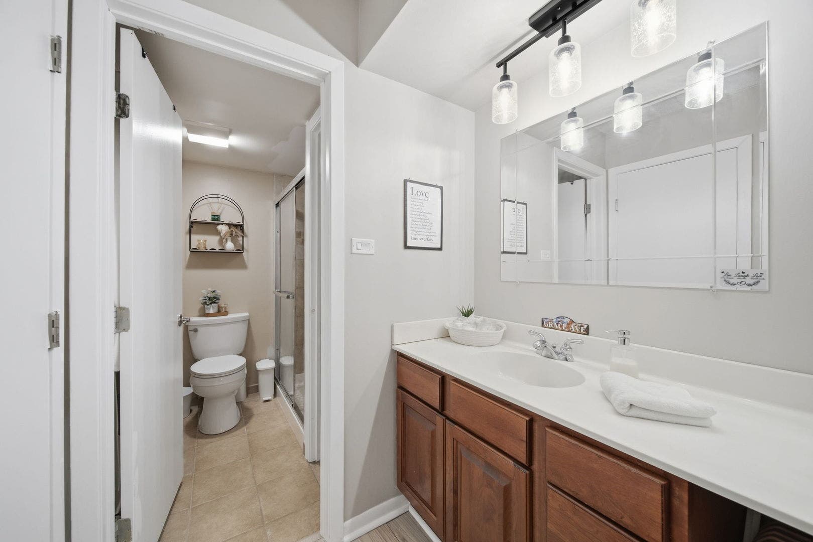 15706 Orlan Brook Drive, #165, Orland Park, IL 60462