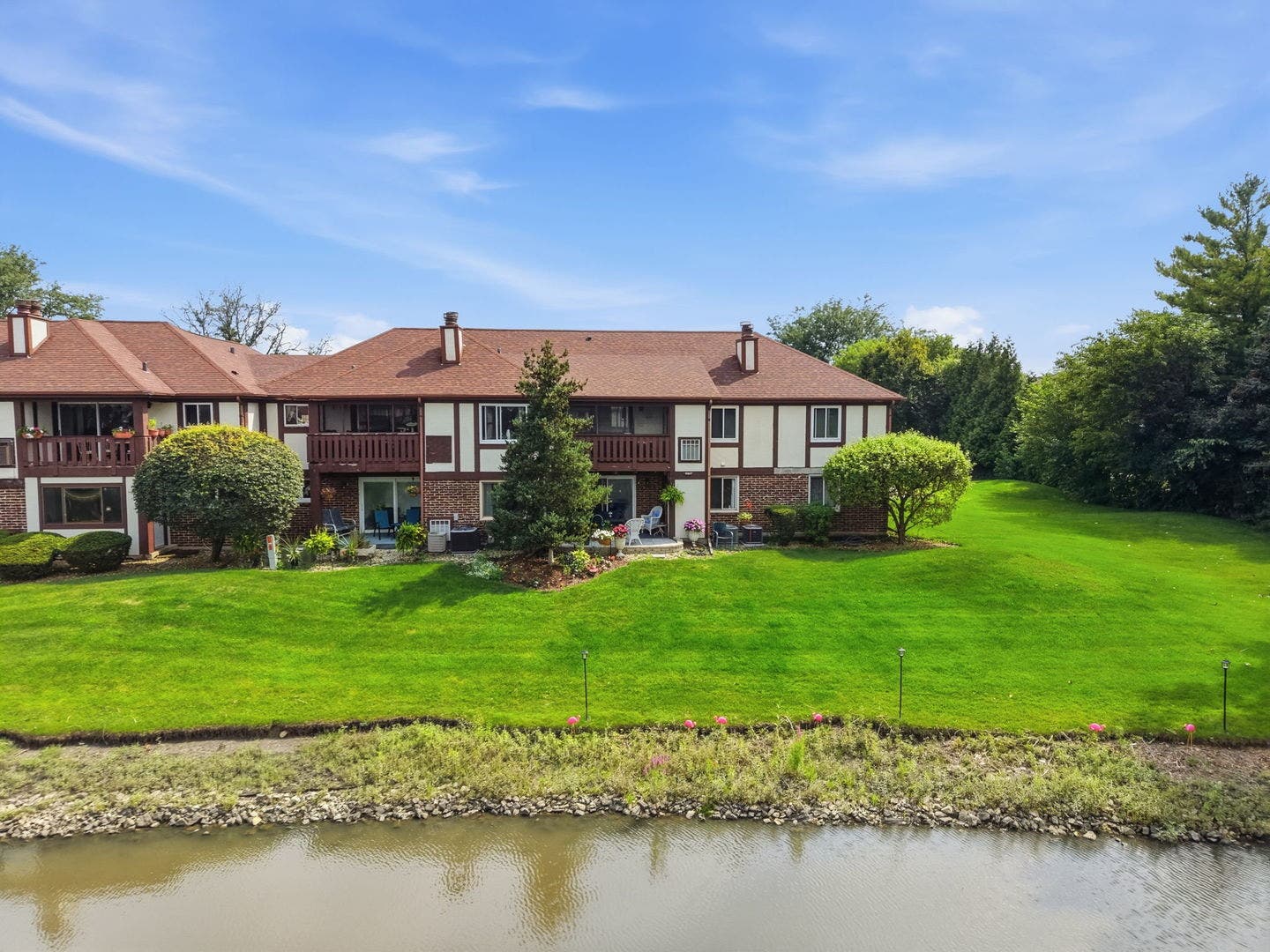 15706 Orlan Brook Drive, #165, Orland Park, IL 60462