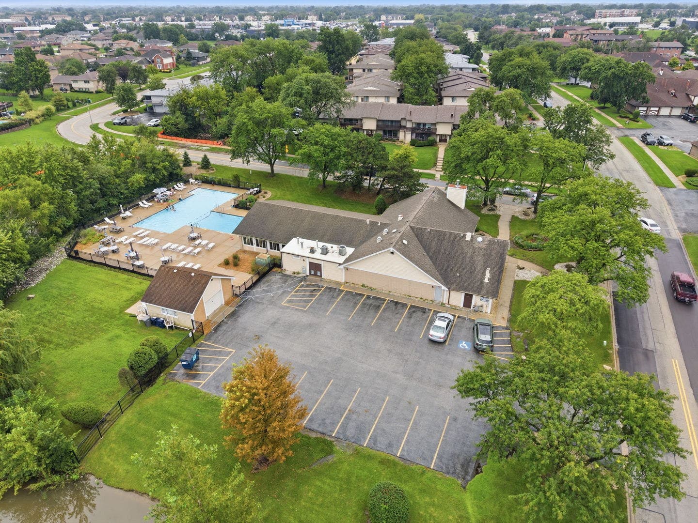 15706 Orlan Brook Drive, #165, Orland Park, IL 60462