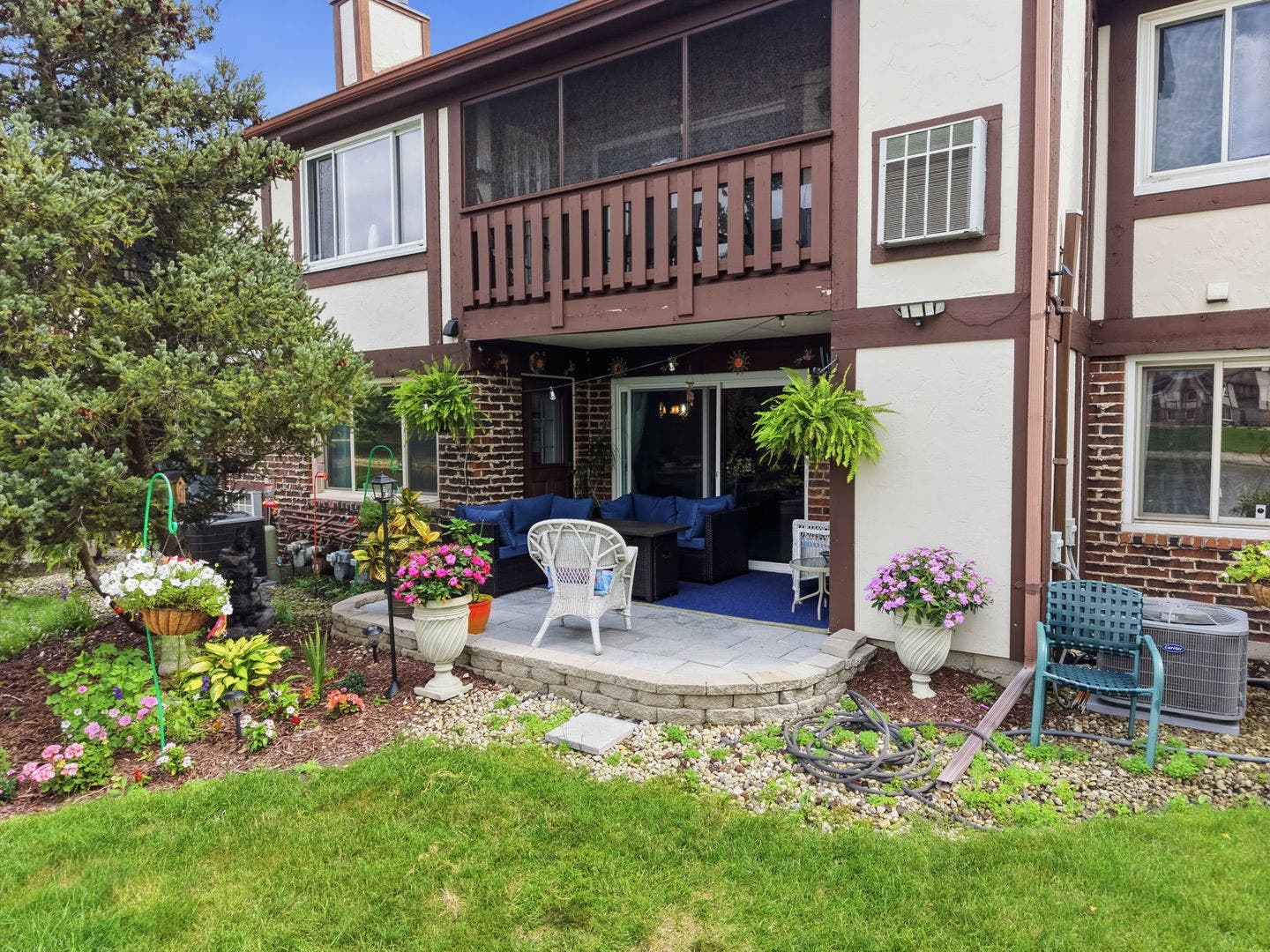 15706 Orlan Brook Drive, #165, Orland Park, IL 60462