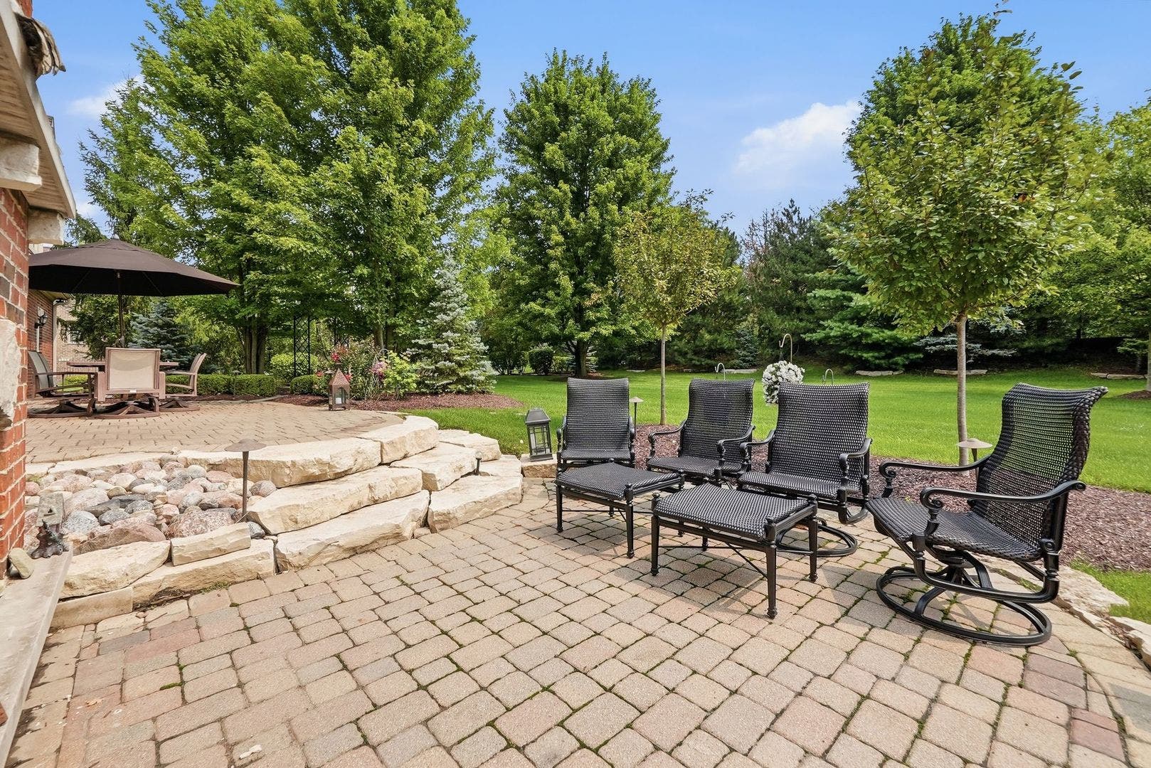 105 Forest Edge Drive, Palos Park, IL 60464
