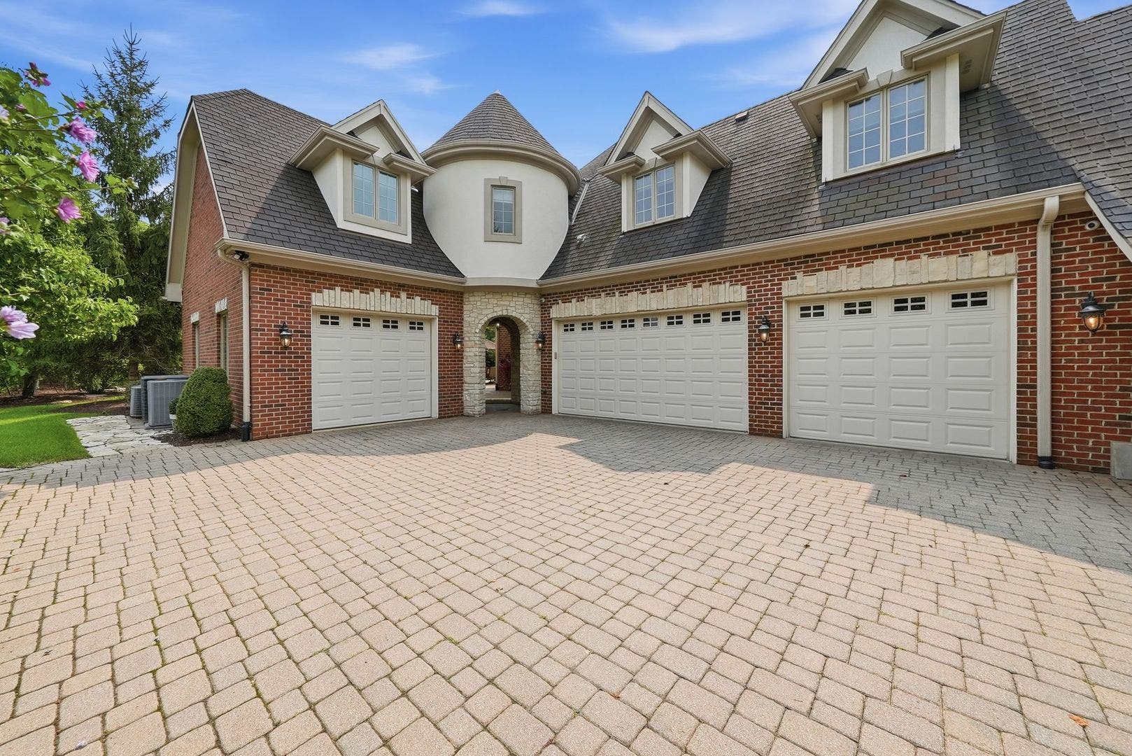 105 Forest Edge Drive, Palos Park, IL 60464