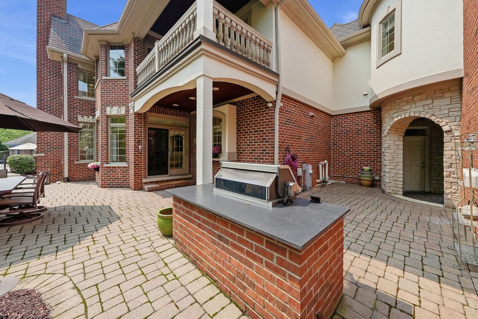 105 Forest Edge Drive, Palos Park, IL 60464