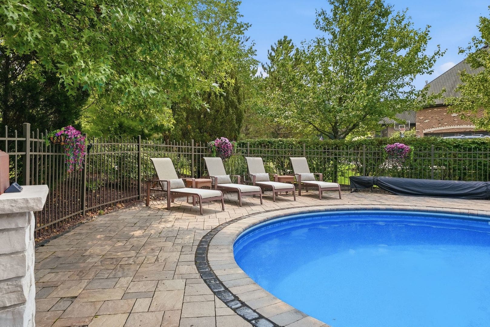 105 Forest Edge Drive, Palos Park, IL 60464