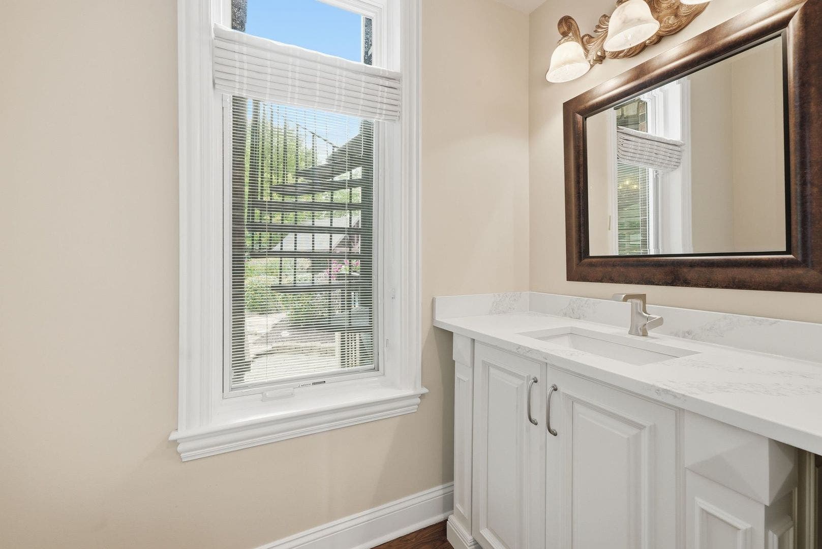 105 Forest Edge Drive, Palos Park, IL 60464