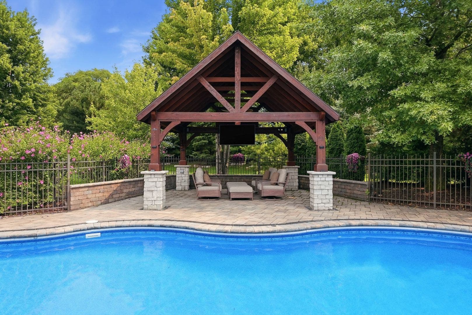 105 Forest Edge Drive, Palos Park, IL 60464