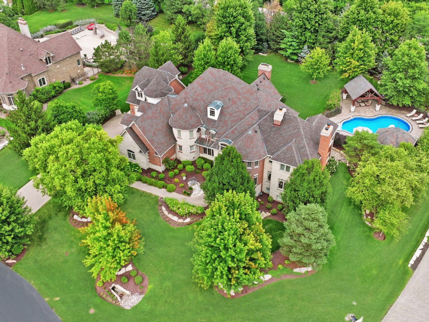 105 Forest Edge Drive, Palos Park, IL 60464