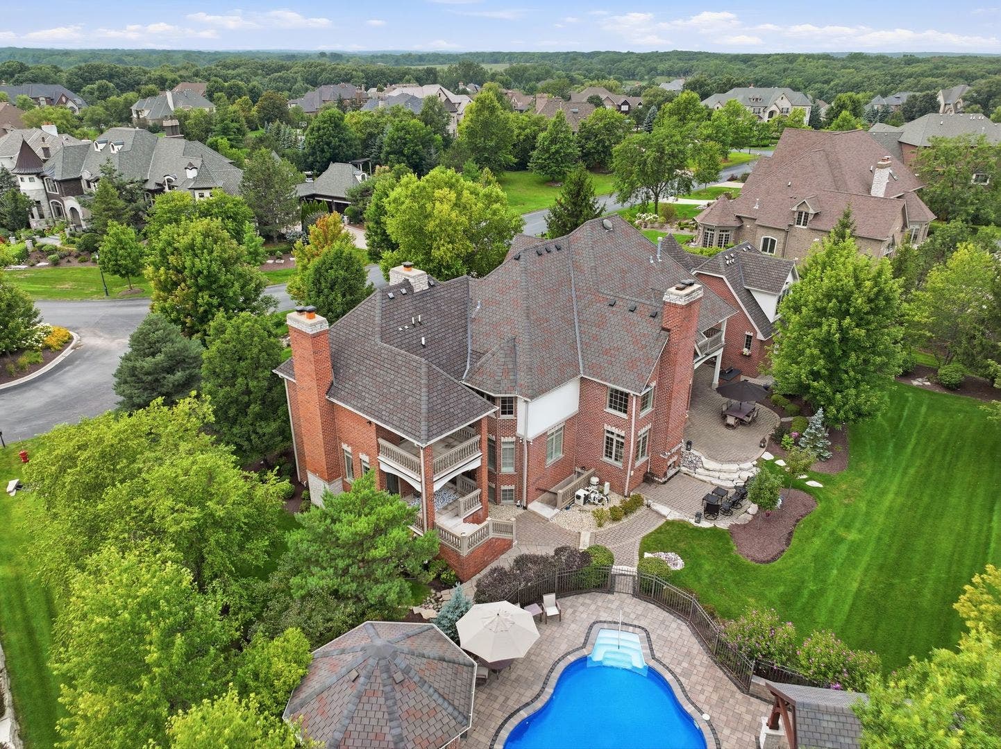 105 Forest Edge Drive, Palos Park, IL 60464