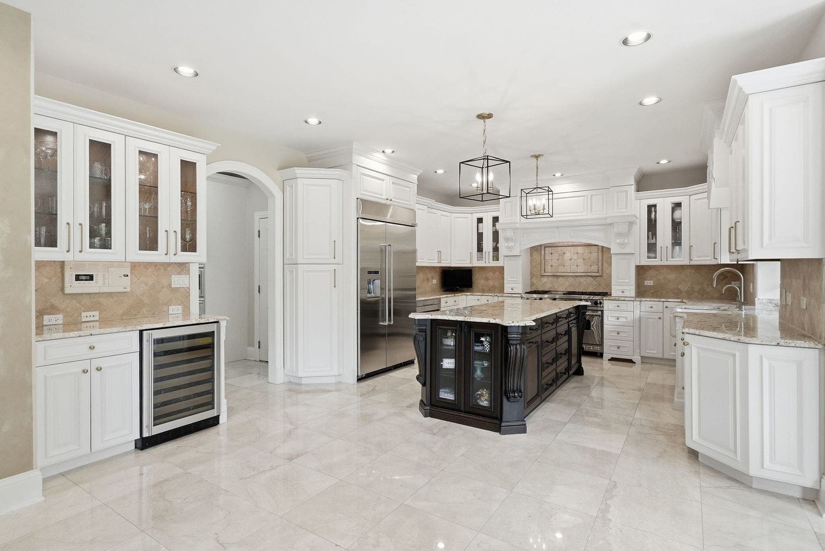 105 Forest Edge Drive, Palos Park, IL 60464