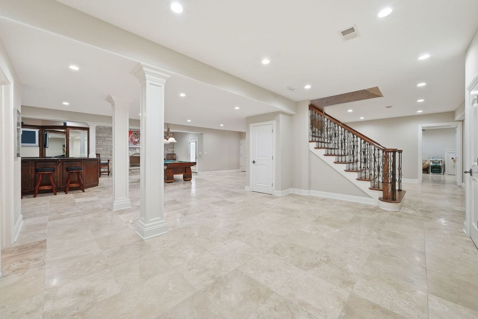 105 Forest Edge Drive, Palos Park, IL 60464