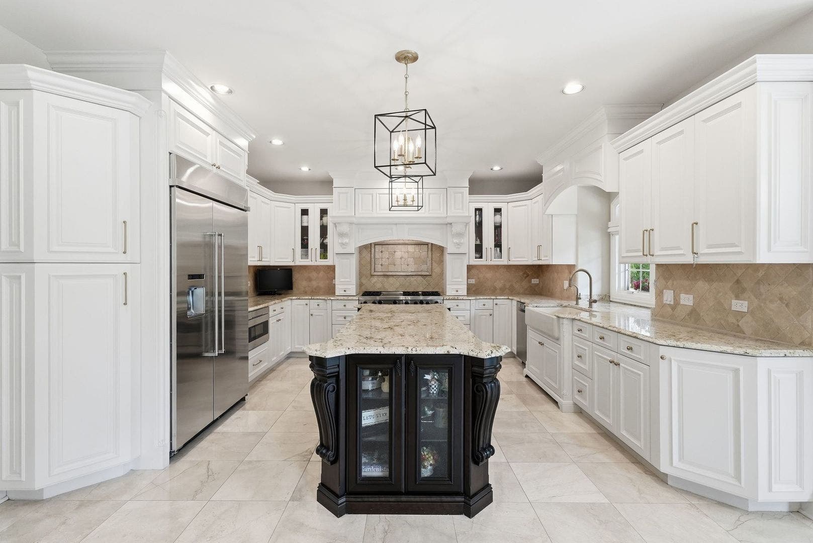 105 Forest Edge Drive, Palos Park, IL 60464