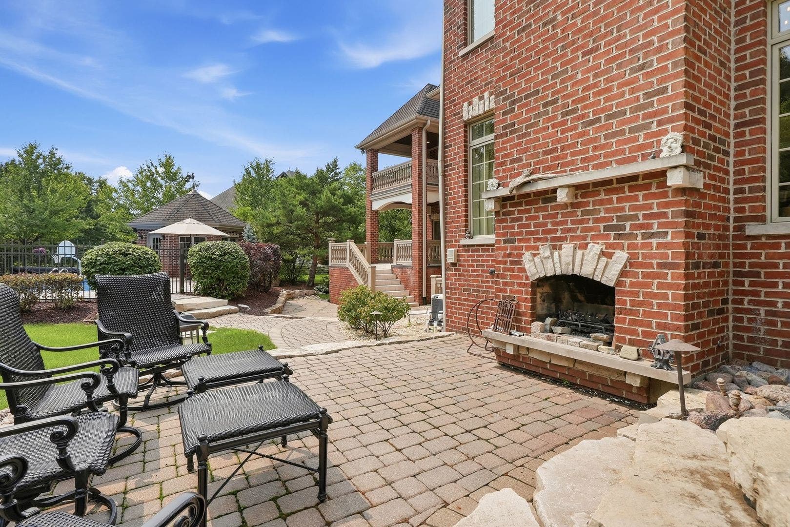 105 Forest Edge Drive, Palos Park, IL 60464