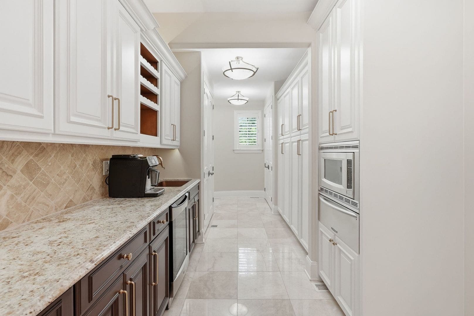 105 Forest Edge Drive, Palos Park, IL 60464