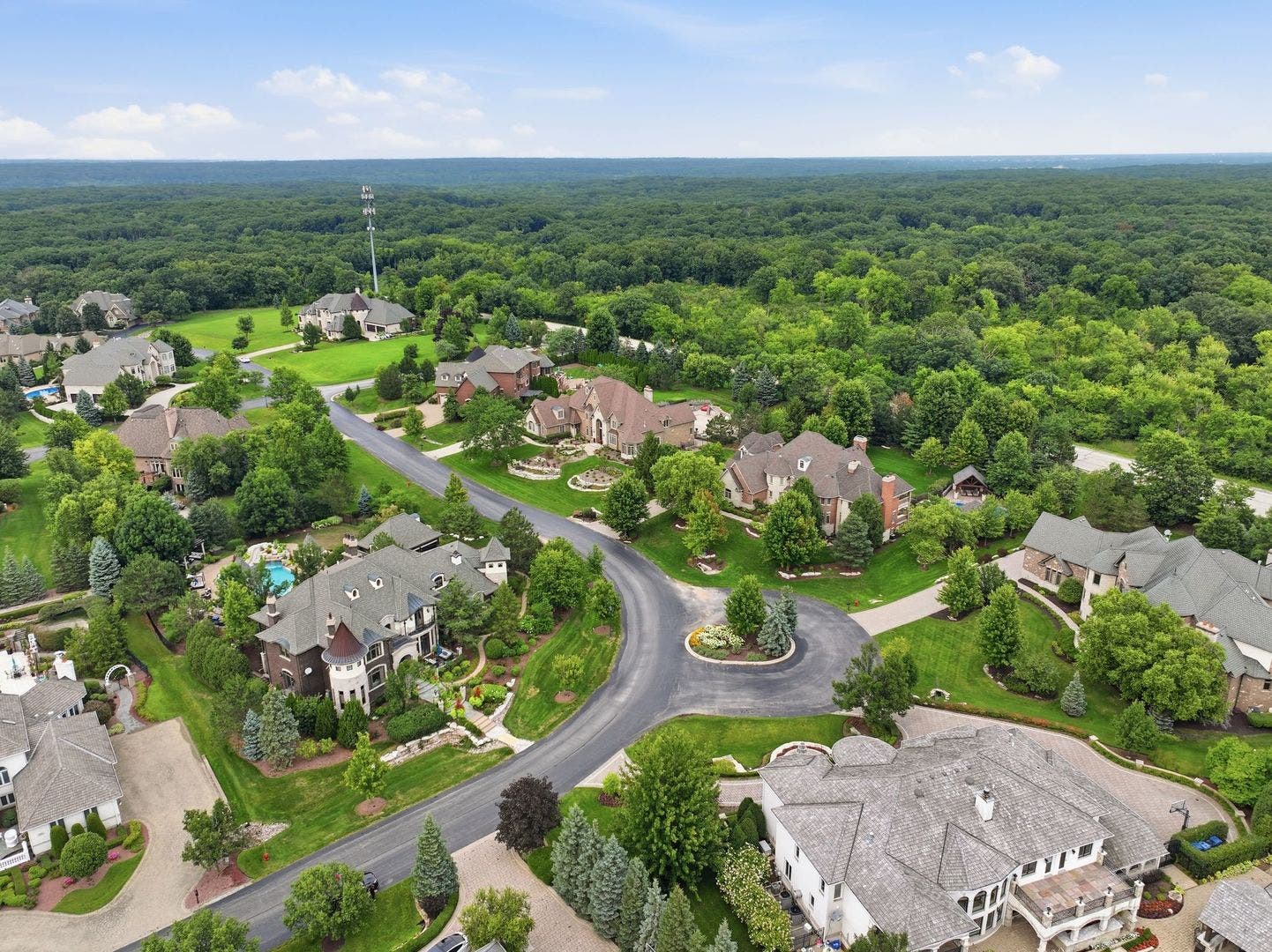 105 Forest Edge Drive, Palos Park, IL 60464