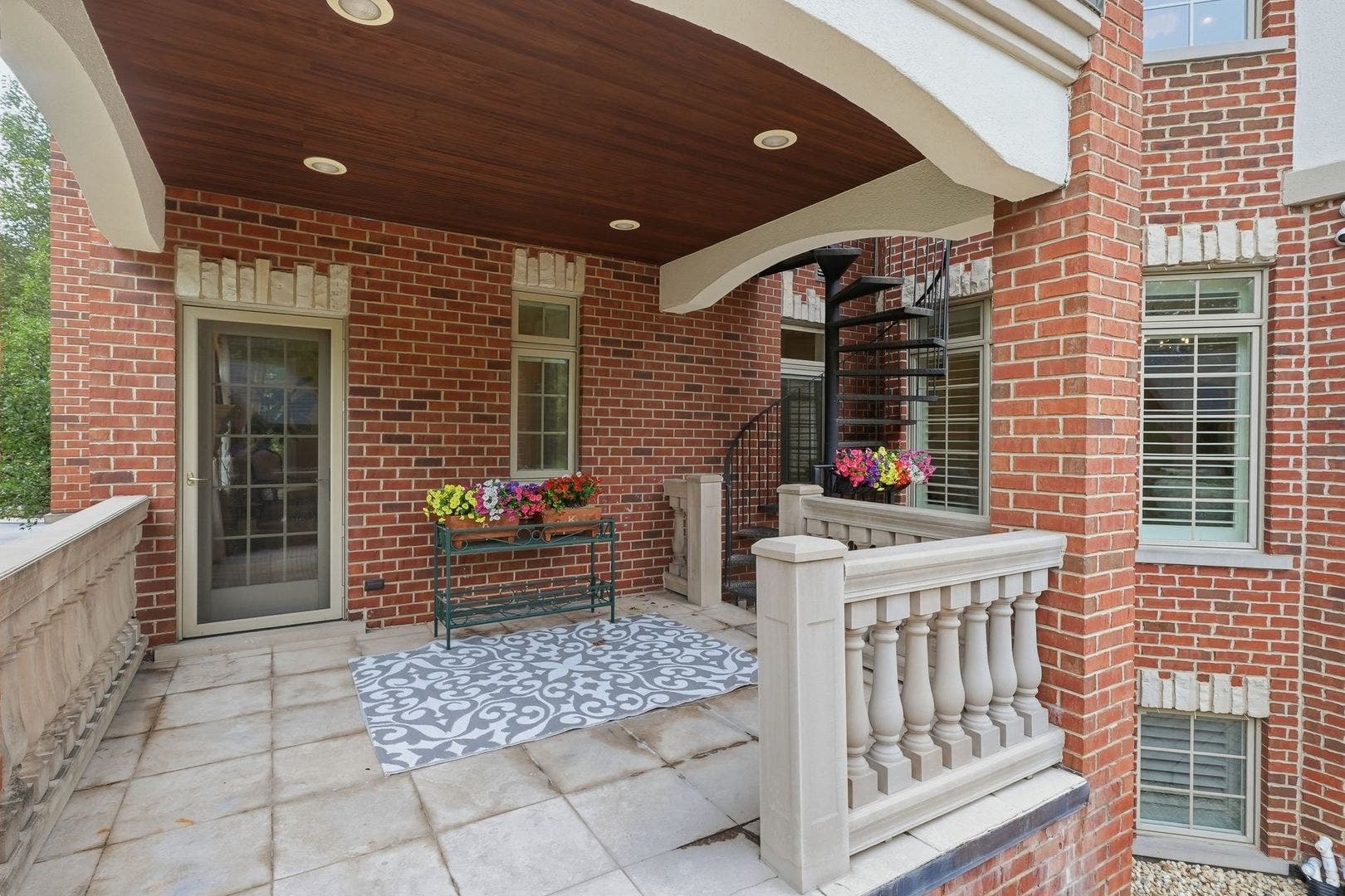 105 Forest Edge Drive, Palos Park, IL 60464