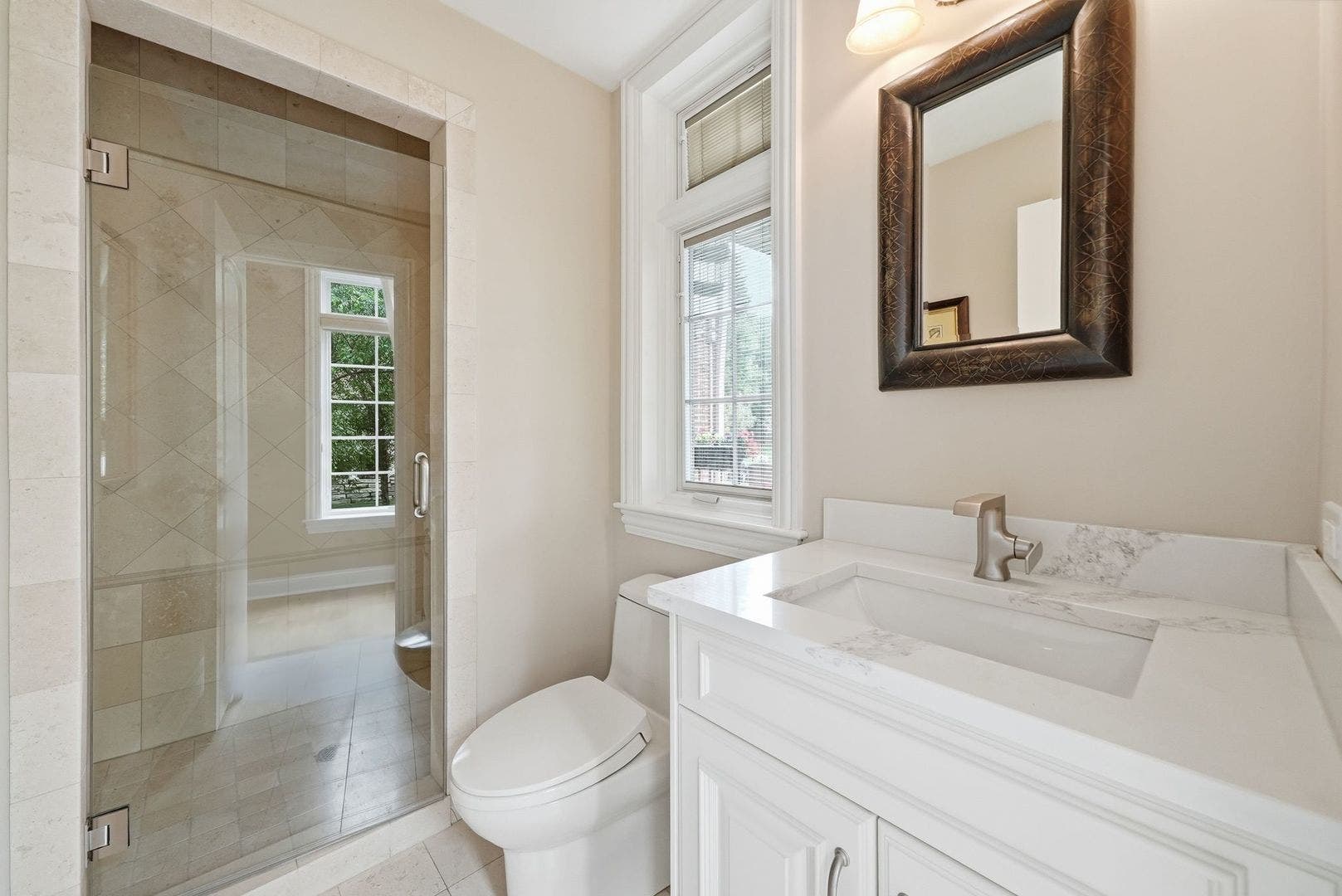 105 Forest Edge Drive, Palos Park, IL 60464