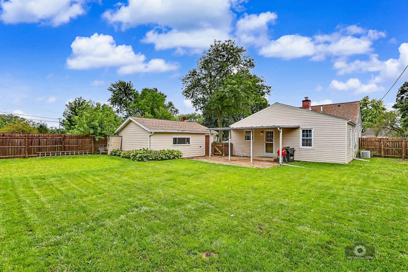 1530 Marquette Court, Joliet, IL 60435