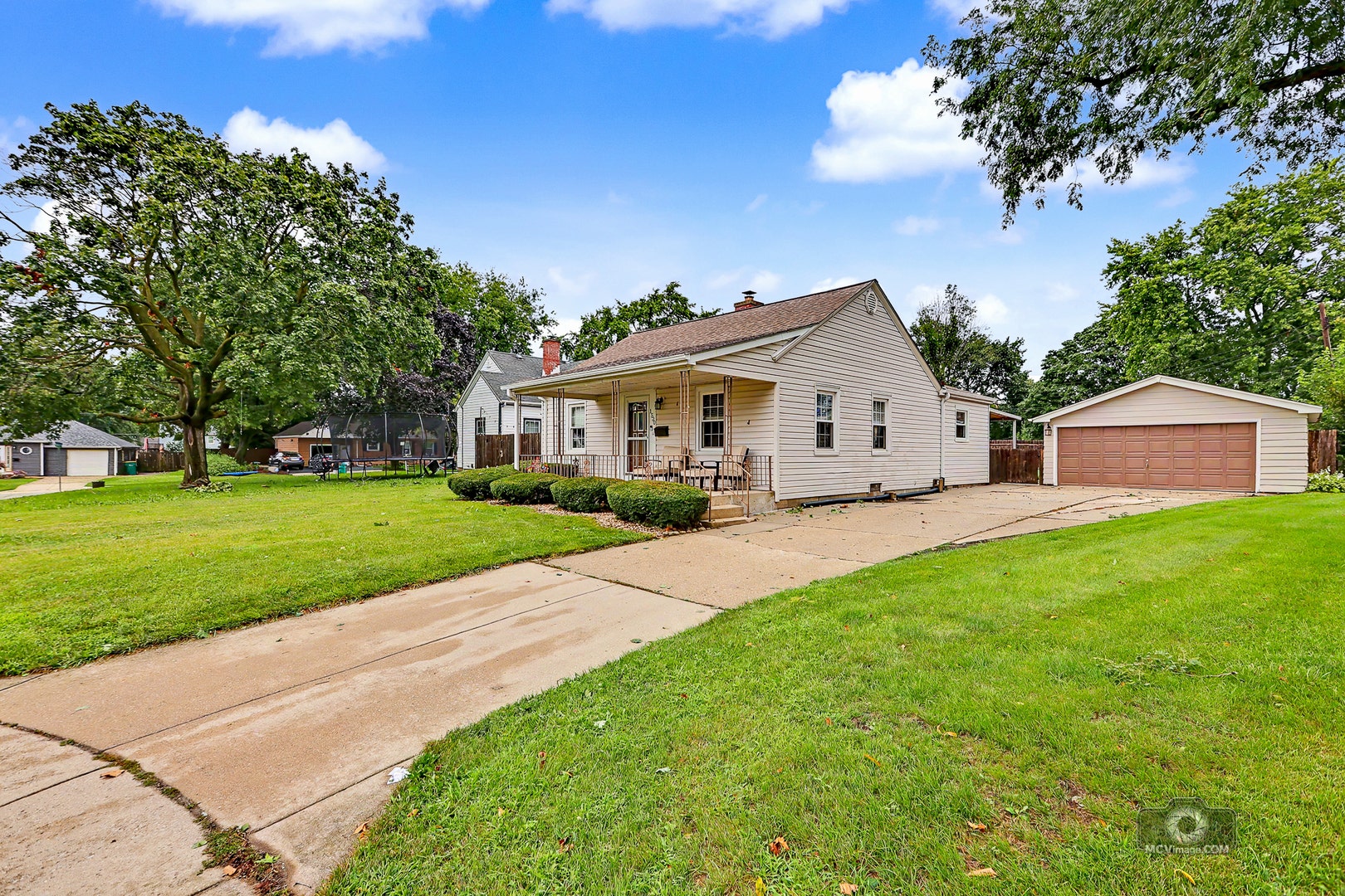 1530 Marquette Court, Joliet, IL 60435