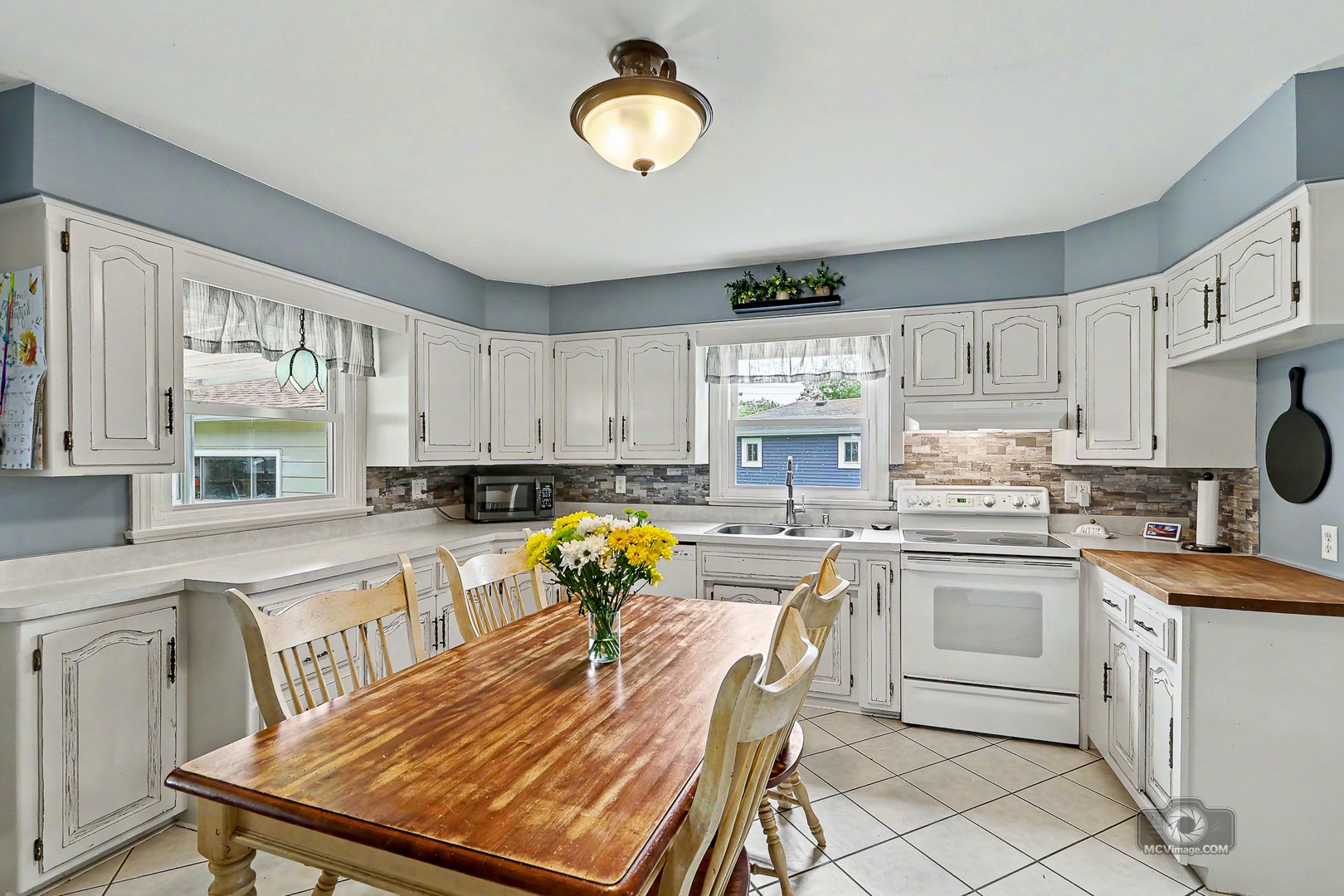 1530 Marquette Court, Joliet, IL 60435