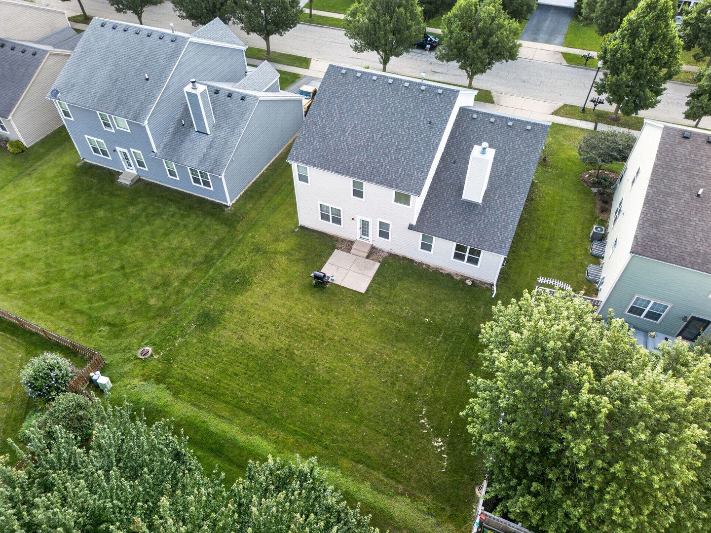 3020 Chalkstone Avenue, Elgin, IL 60124