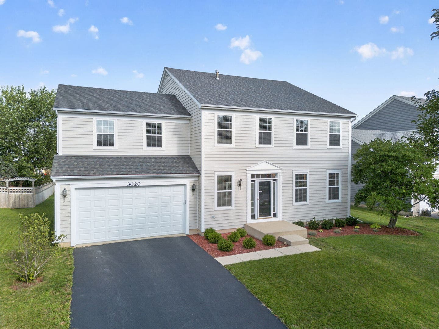 3020 Chalkstone Avenue, Elgin, IL 60124