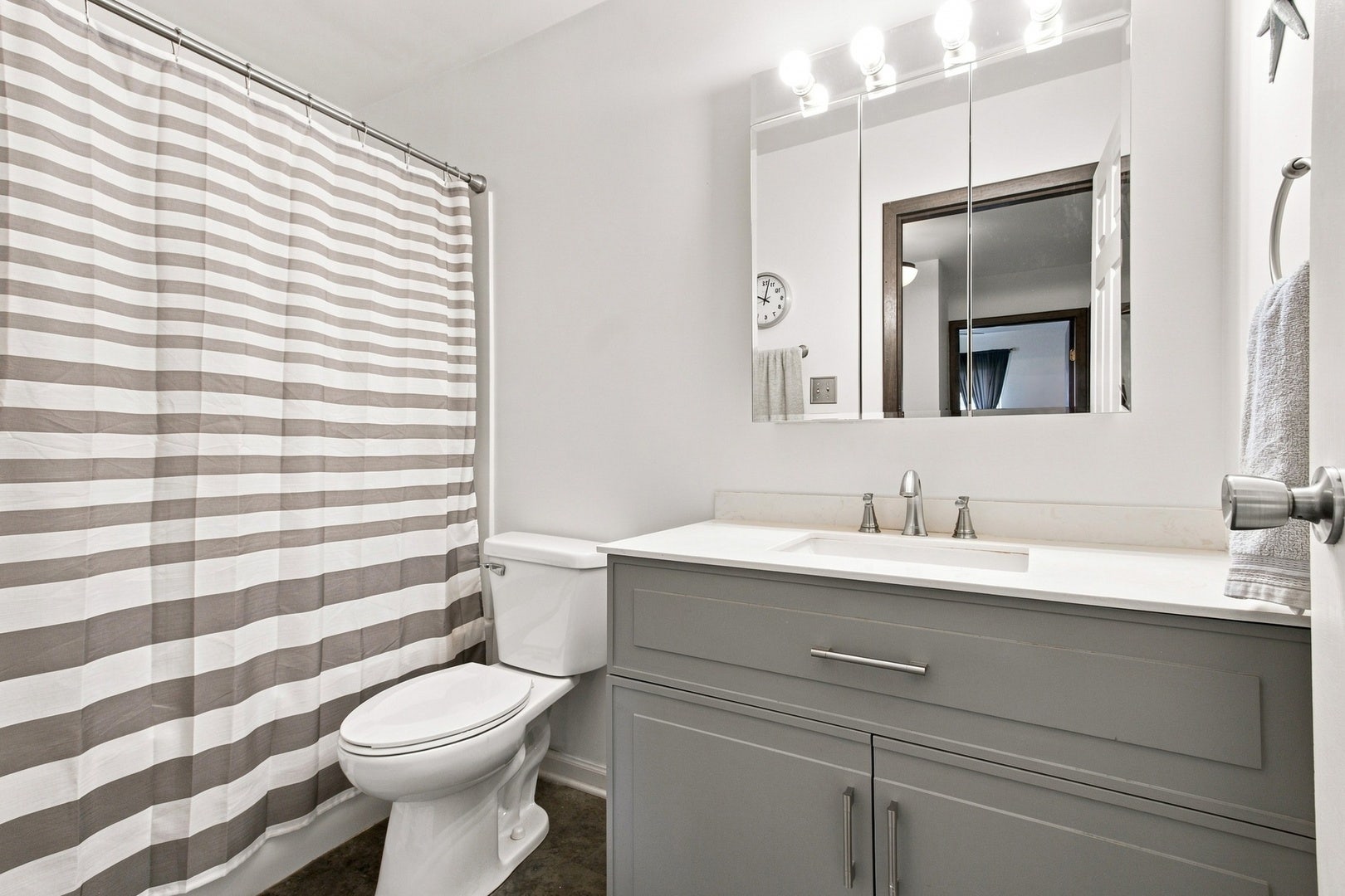 Shared Full Bath on Upper Level!