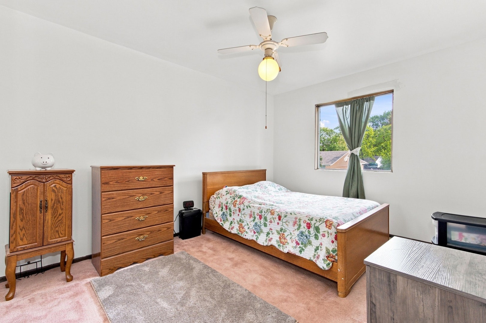 2nd Bedroom!
