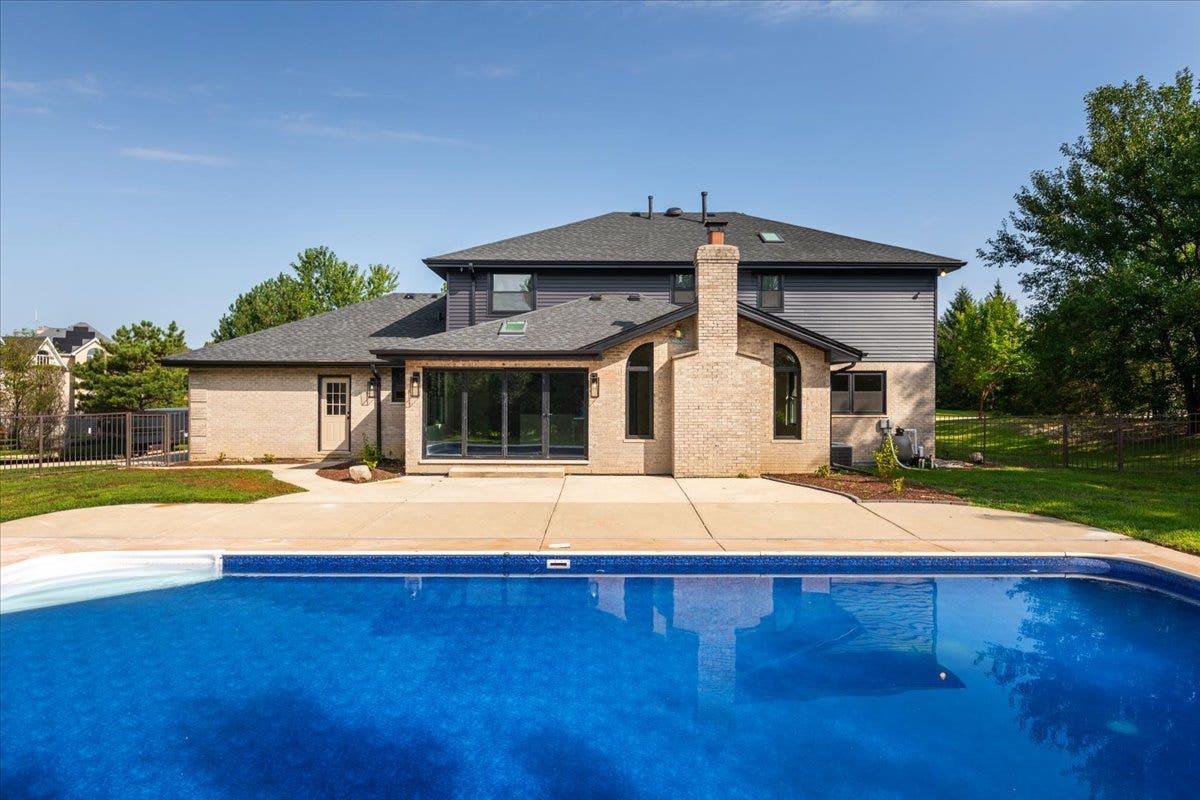 13136 Fox Hill Court, Lemont, IL 60439
