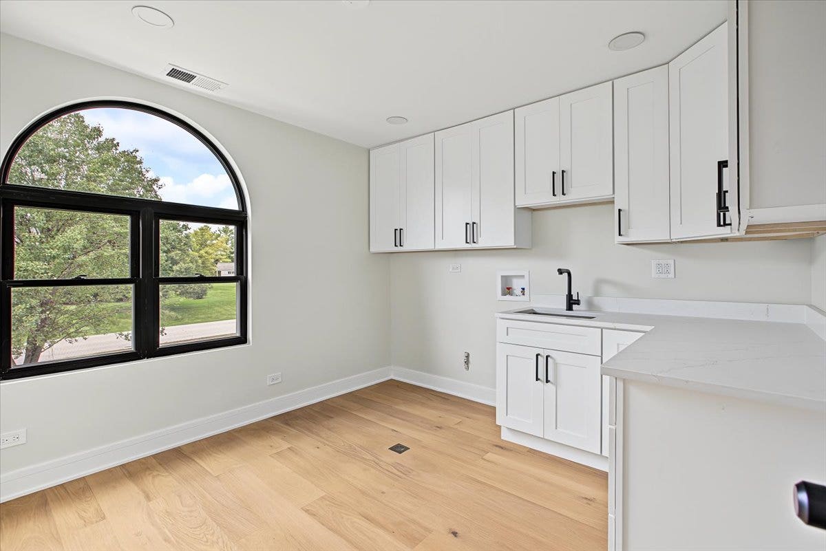 13136 Fox Hill Court, Lemont, IL 60439