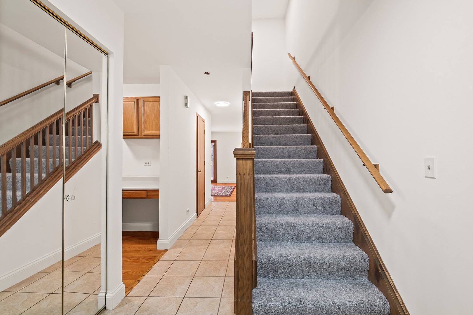 129 W Robinhood Way, Bolingbrook, IL 60440