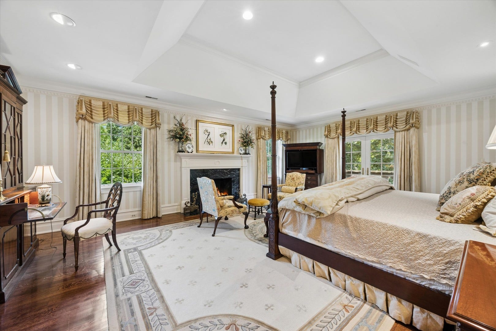 665 Plumtree Road, Glen Ellyn, IL 60137 665 Plumtree Road, Glen Ellyn, IL 60137