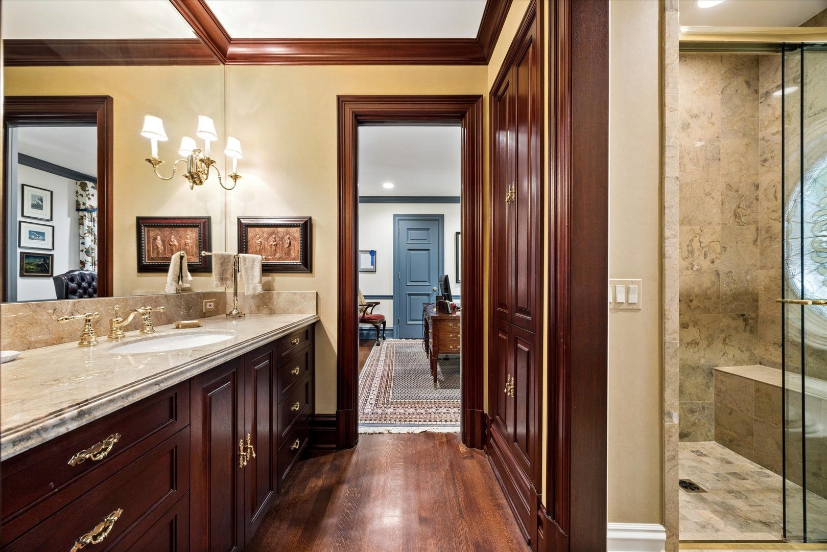 665 Plumtree Road, Glen Ellyn, IL 60137 665 Plumtree Road, Glen Ellyn, IL 60137