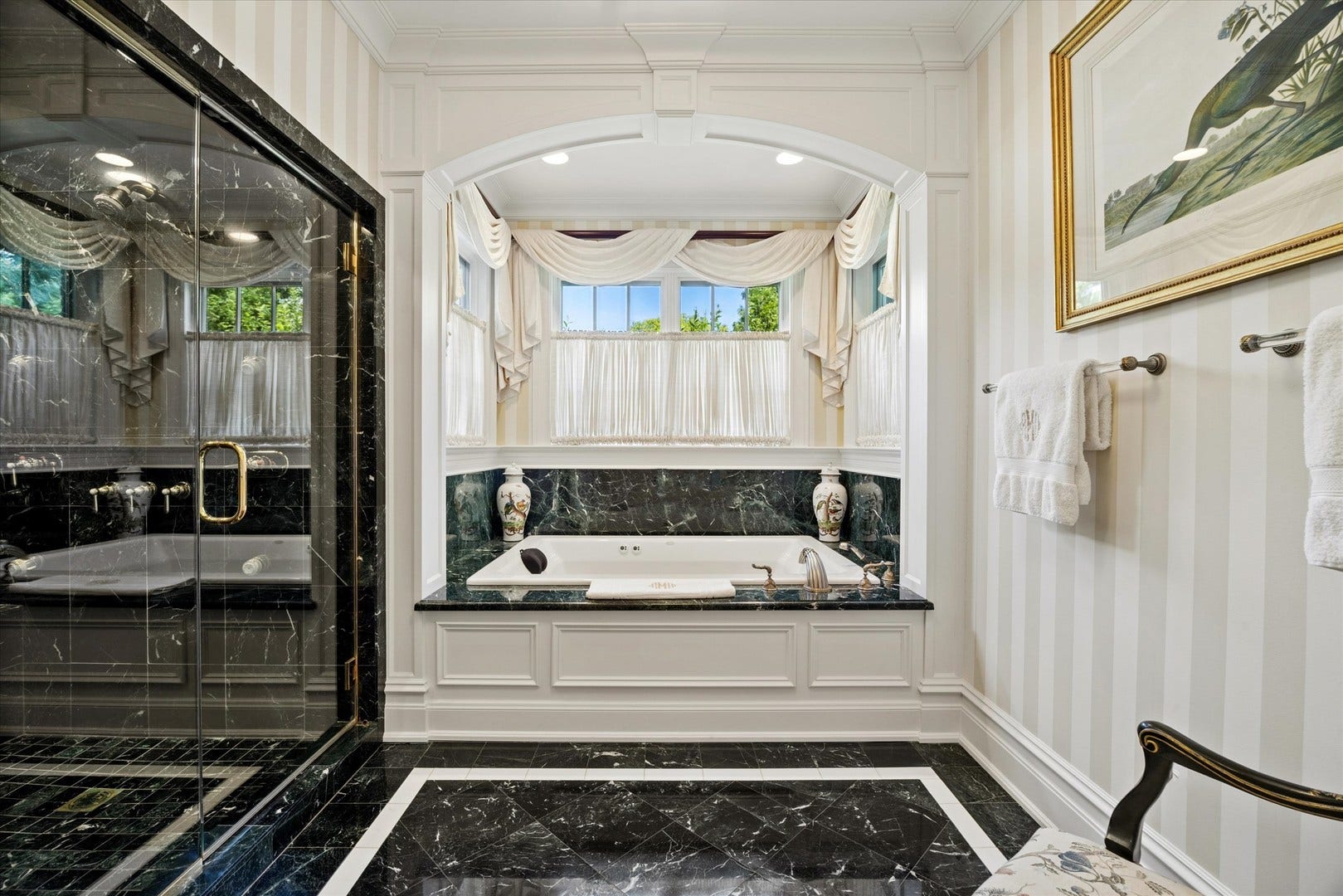 665 Plumtree Road, Glen Ellyn, IL 60137 665 Plumtree Road, Glen Ellyn, IL 60137