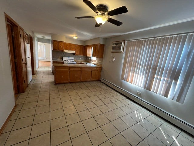 7946 Nordica Avenue, #2, Burbank, IL 60459 7946 Nordica Avenue, #2, Burbank, IL 60459