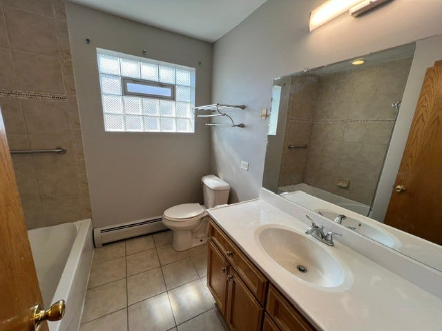 7946 Nordica Avenue, #2, Burbank, IL 60459 7946 Nordica Avenue, #2, Burbank, IL 60459