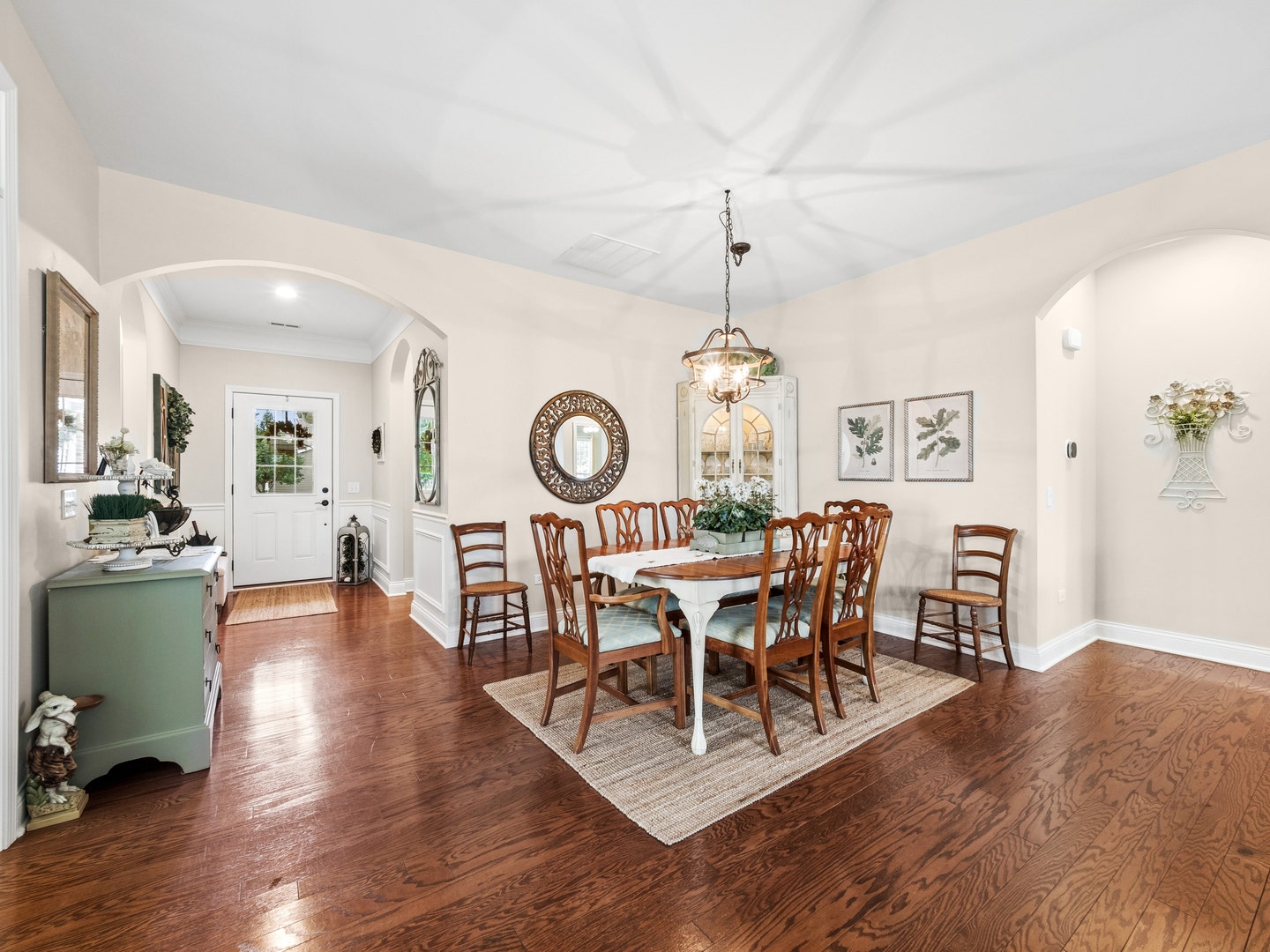 2751 Beacon Point Circle, Elgin, IL 60124
