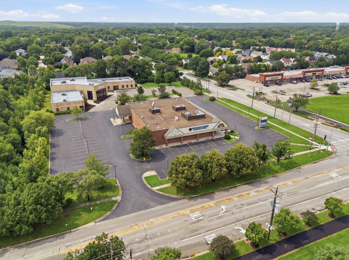 683 83rd Street, Bolingbrook, IL 60440 683 83rd Street, Bolingbrook, IL 60440