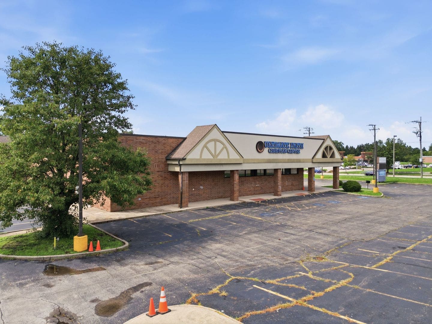 683 83rd Street, Bolingbrook, IL 60440 683 83rd Street, Bolingbrook, IL 60440